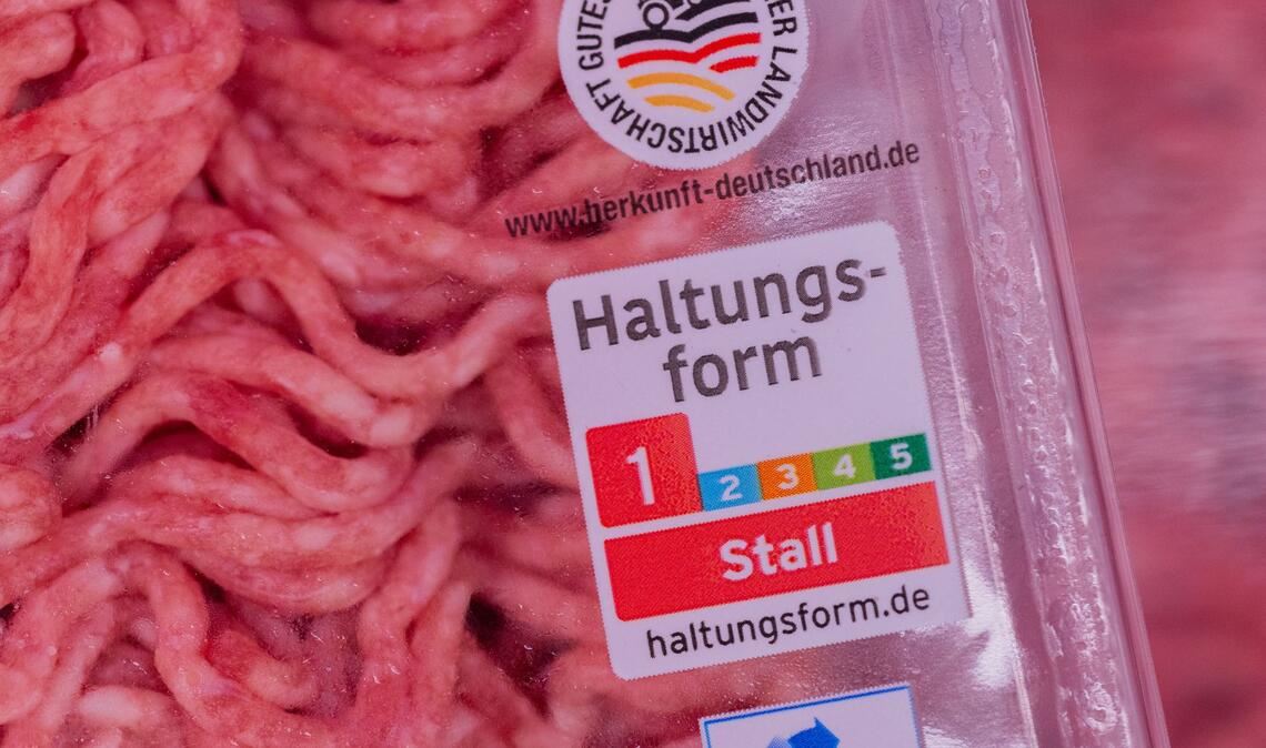 Bei Haltungsform 1 gelten die gesetzlichen Mindestanforderungen. (Archivbild)