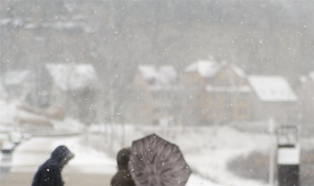 Bei Schnee und Eis greift die Streu- und Räumpflicht. Symbolfoto: Archiv/Fotomoment