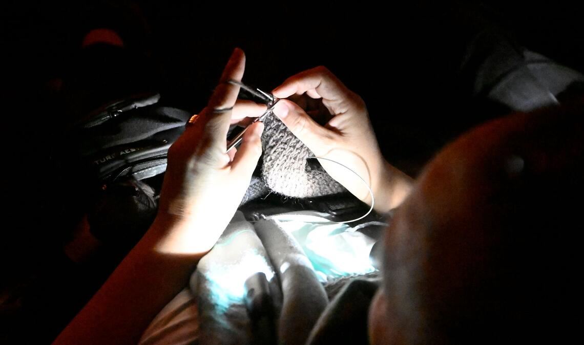 Bei besonders dunkler Wolle oder hoch komplizierten Mustern könnte es im Strickkino schwierig werden.