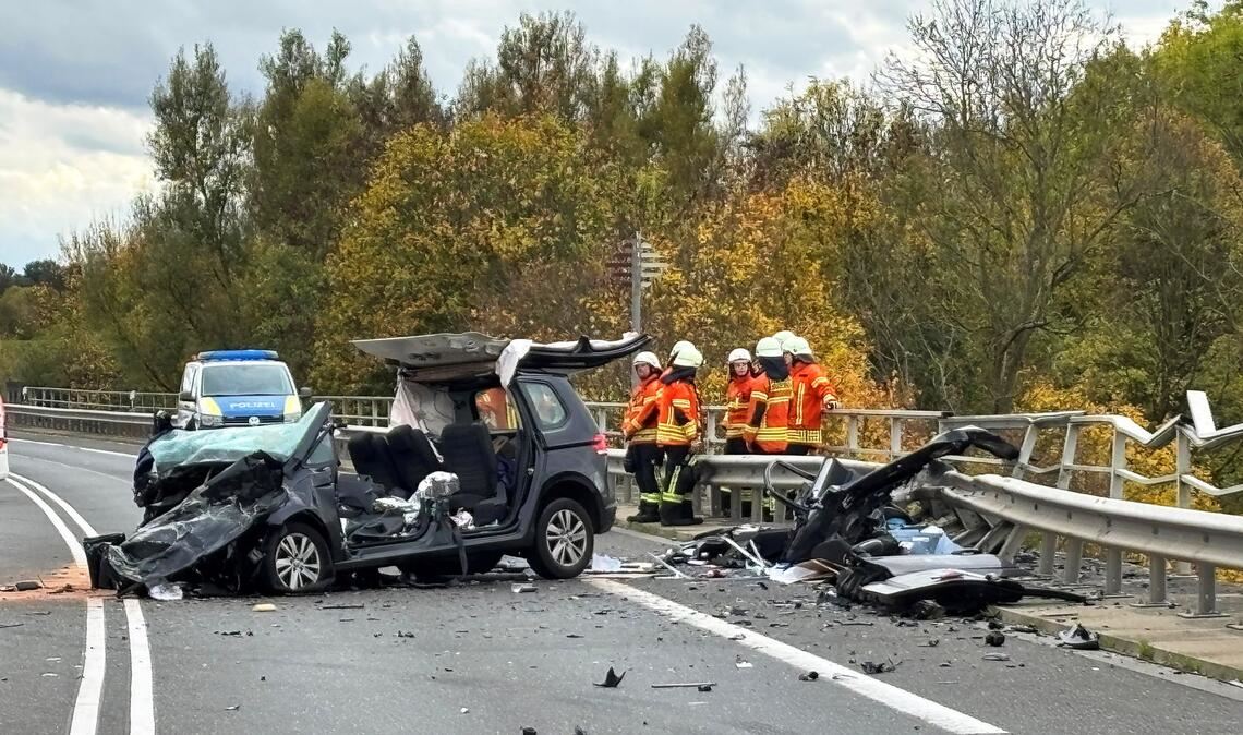 Bei dem Unfall kamen drei Menschen ums Leben.