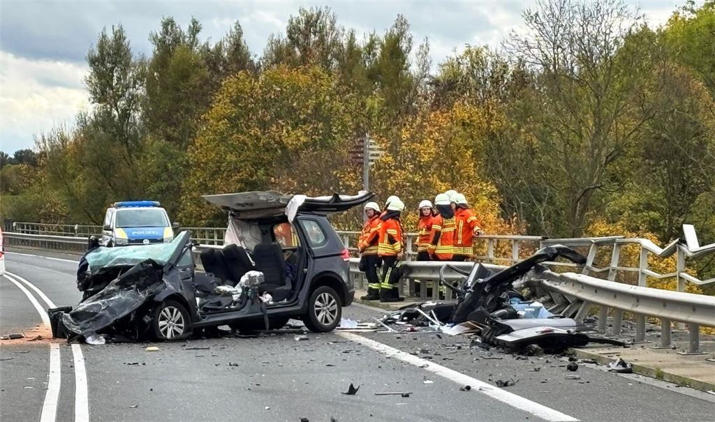 Bei dem Unfall kamen drei Menschen ums Leben.
