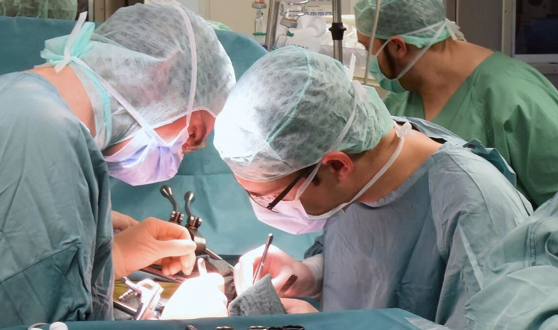 Bei den Organspenden erreicht Deutschland im Vergleich zu seinen Nachbarn nur einen hinteren Rang. (Archivbild)