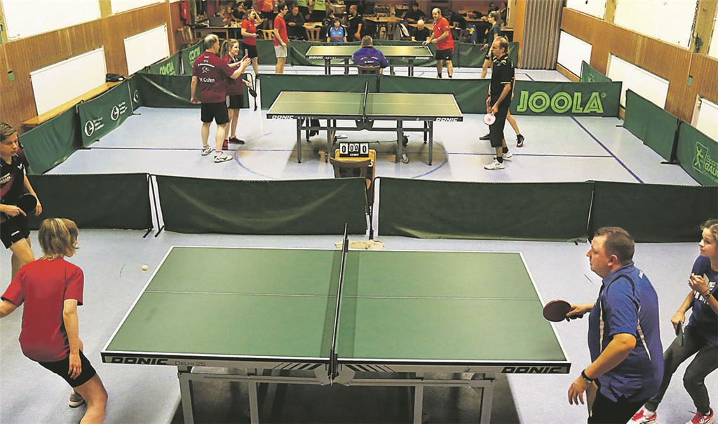 Bei den Tischtennis-Turniertagen treffen sich Aktive, Einsteiger, Kinder und Erwachsene – mit und ohne Behinderung – in der TSV-Halle in Großglattbach. Foto: Archiv