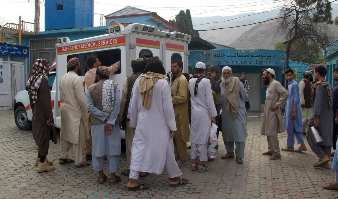 Hunderte Tote nach Erdbeben in Afghanistan Bei der Erdbebenkatastrophe in der Nacht auf Montag gab es Tote und Verletzte.