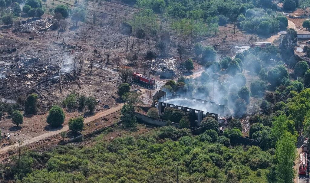 Bei der Explosion einer Feuerwerksfabrik in der Stadt Liuyang sind 37 Menschen ums Leben gekommen.