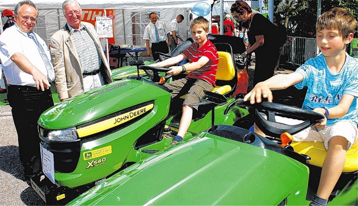 Bei der Gewerbeschau im Mai 2011 in Wiernsheim kamen auch die jungen Besucher auf ihre Kosten. Archivfoto: Stahlfeld