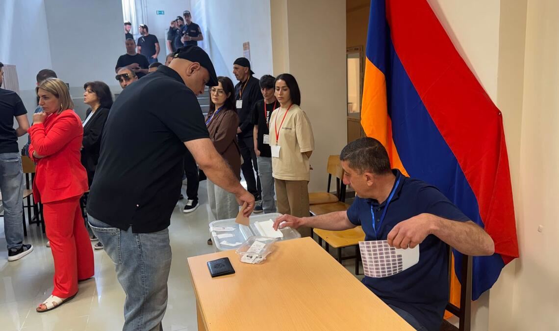 Bei der Parlamentsswahl in Armenien geht es um den außenpolitischen Kurs des Landes, das zwischen Russland und dem Westen laviert.