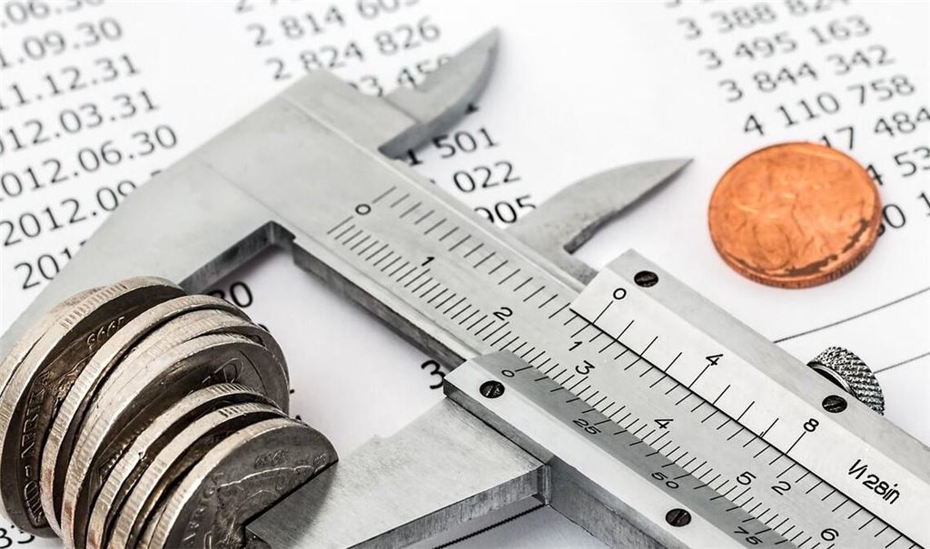 Bei der Sanierung eines Eigenheims gilt es gut zu rechnen. Symbolfoto: keep/Pixabay