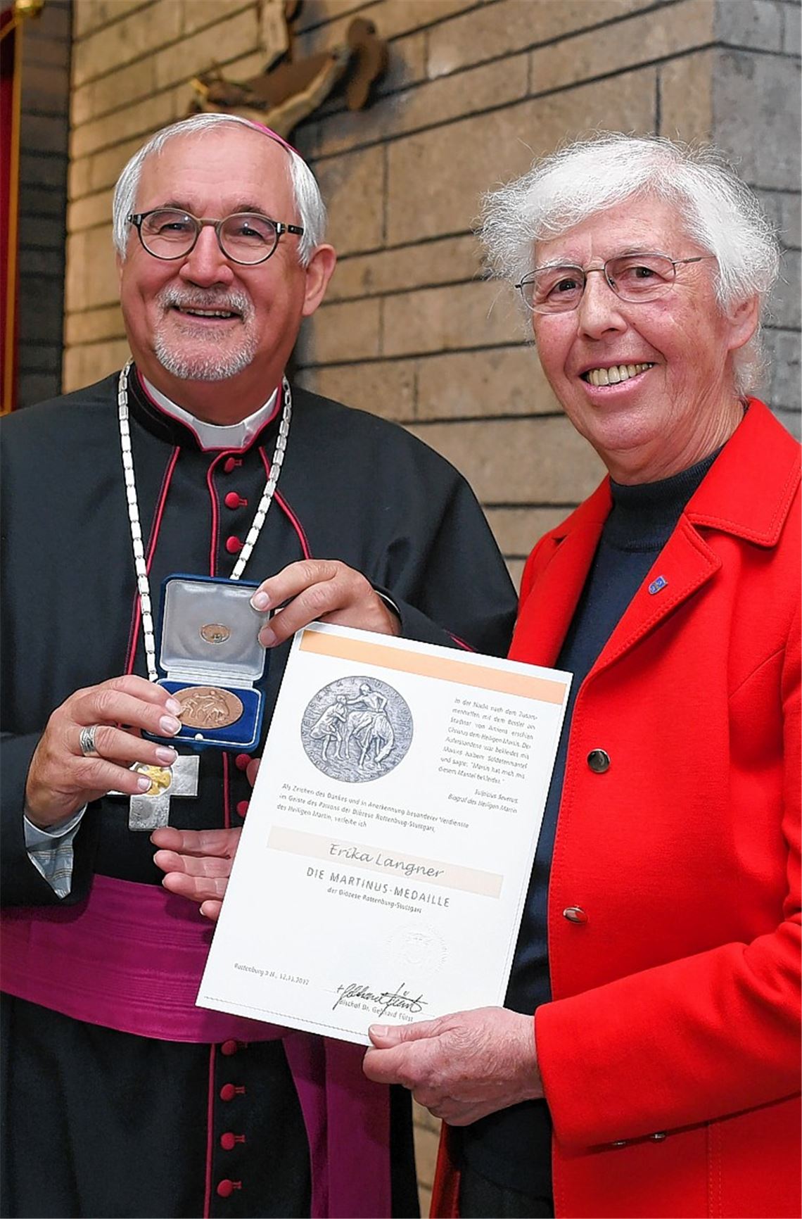 Erika Langner erhält Martinus-Medaille