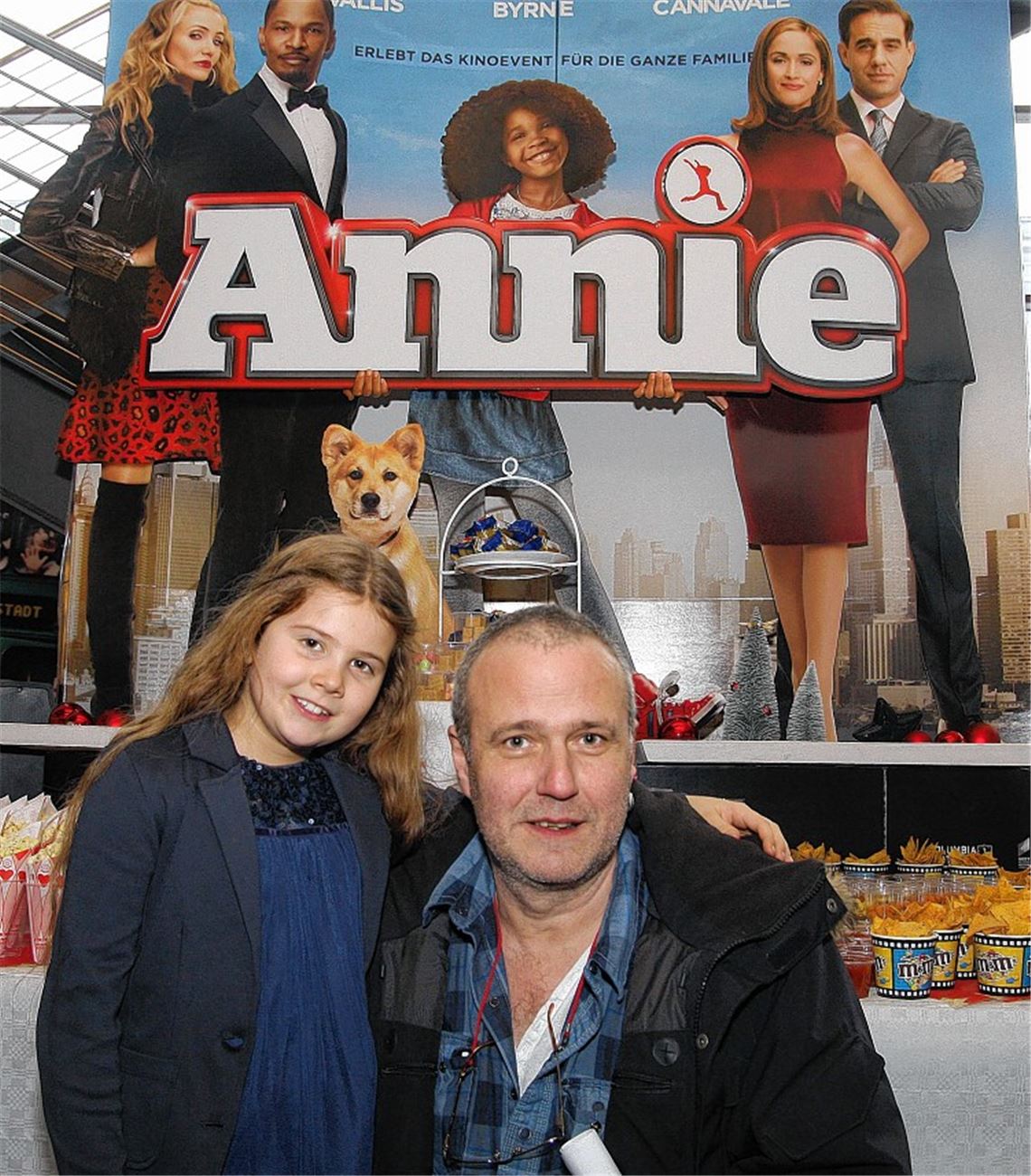 Bei der Vorpremiere: Larissa Felber mit Synchronisationschef Tommy Amper.