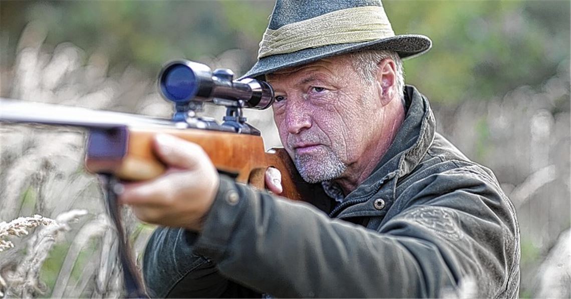 Bei der heftig umstrittenen Novellierung des Landesjagdgesetzes stören sich die Waidmänner besonders am Jagdverbot, das von Mitte Februar bis Mitte April gelten soll. Die Jäger in der Region betonen, dass die Wildschweinpopulation durch solch eine Regelung stark zunehmen würde.