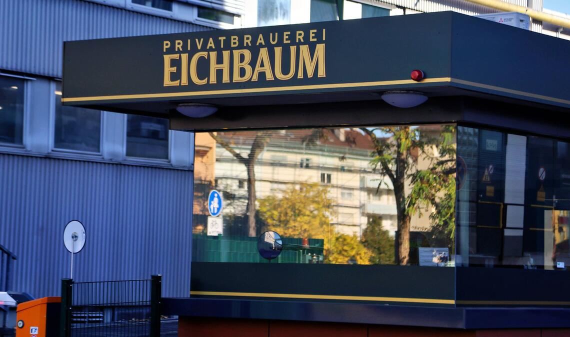 Bei der insolventen Privatbrauerei Eichbaum in Mannheim steht die Entscheidung über die Zukunft an (Archivbild).
