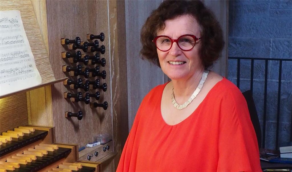 Bei der zweiten Matinee des Maulbronner Orgelsommers beweist die ehemalige Bezirkskantorin Erika Budday ihr großes Können an der Grenzing-Orgel und ihre tiefe Verbundenheit zur Musik. Foto: Müller