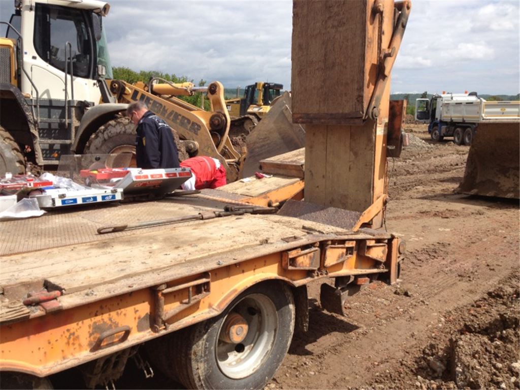 Bei einem Arbeitsunfall in direkter Nachbarschaft der Mülldeponie Hamberg in Maulbronn ist am Dienstagmittag ein 46-Jähriger tödlich verunglückt. (Foto: Polizei)