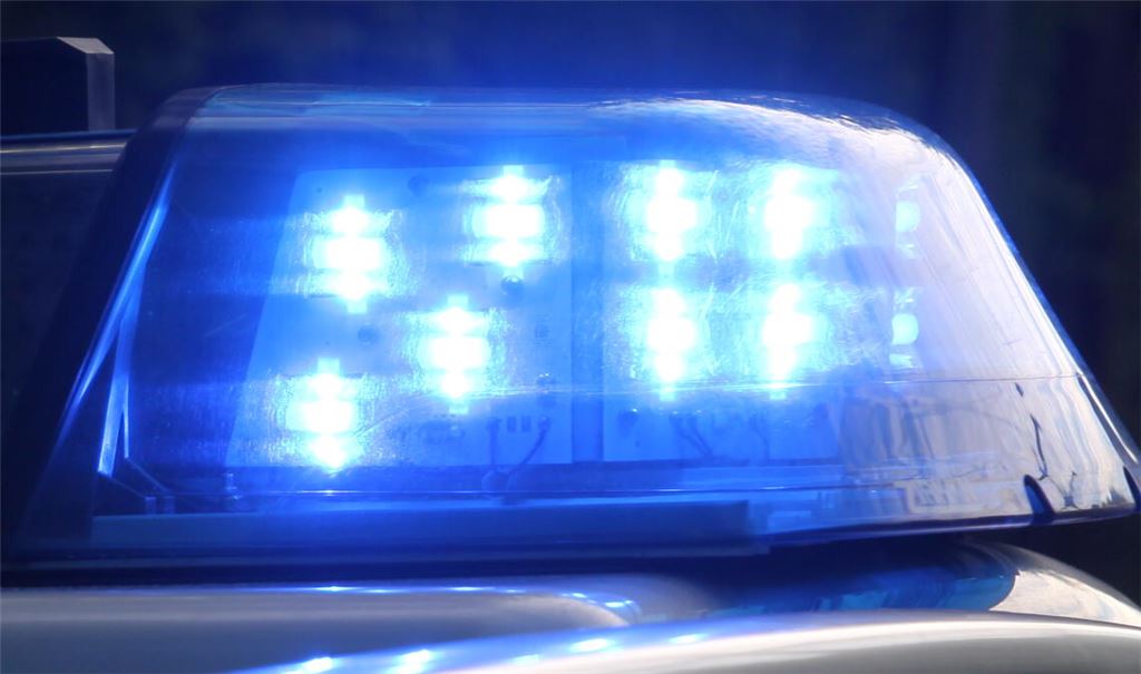 Bei einem Einsatz wegen häuslicher Gewalt im Kreis Calw ist am Sonntag neben einer Mutter von zwei kleinen Kindern auch ein Polizist durch den Ehemann verletzt worden. Symbolfoto: Archiv
