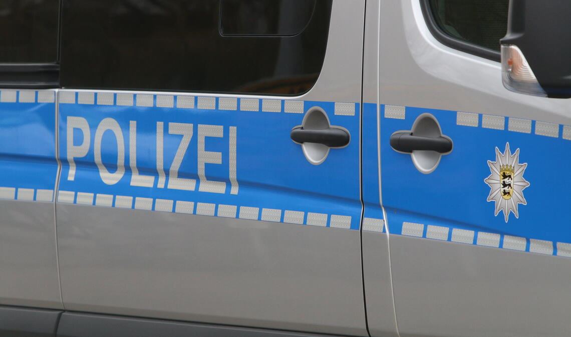 Bei einem Unfall zieht sich ein 30-Jähriger leichte Verletzungen zu. Symbolfoto: Archiv