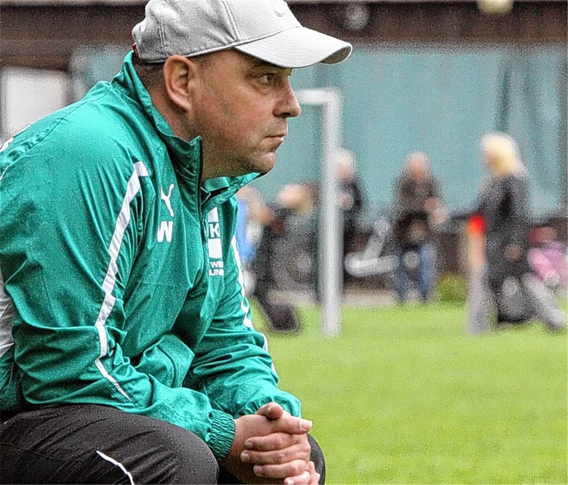 Bei seinen Spielern ist Jürgen Widmann trotz seiner mitunter aufbrausenden und direkten Art beliebt. Archivfoto: Eigner