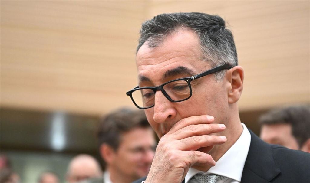 Bei seiner Wahl  zum Ministerpräsidenten erhält Cem Özdemir nicht die volle Rückendeckung von der Regierungskoalition.