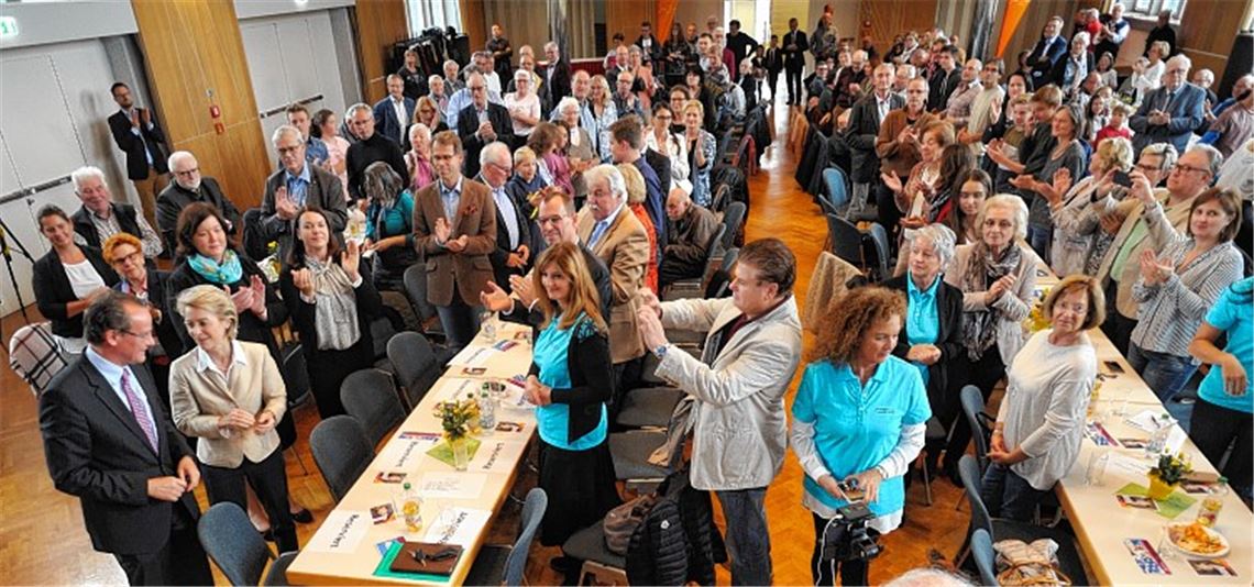 Werbung für die Kanzlerinnen-Partei