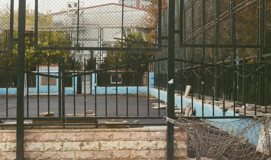 Beiläufige Normalität zeigt Nazanin Hafez in ihrem Blick auf den Park-e Honarmandan (Künstlerpark) in Teheran