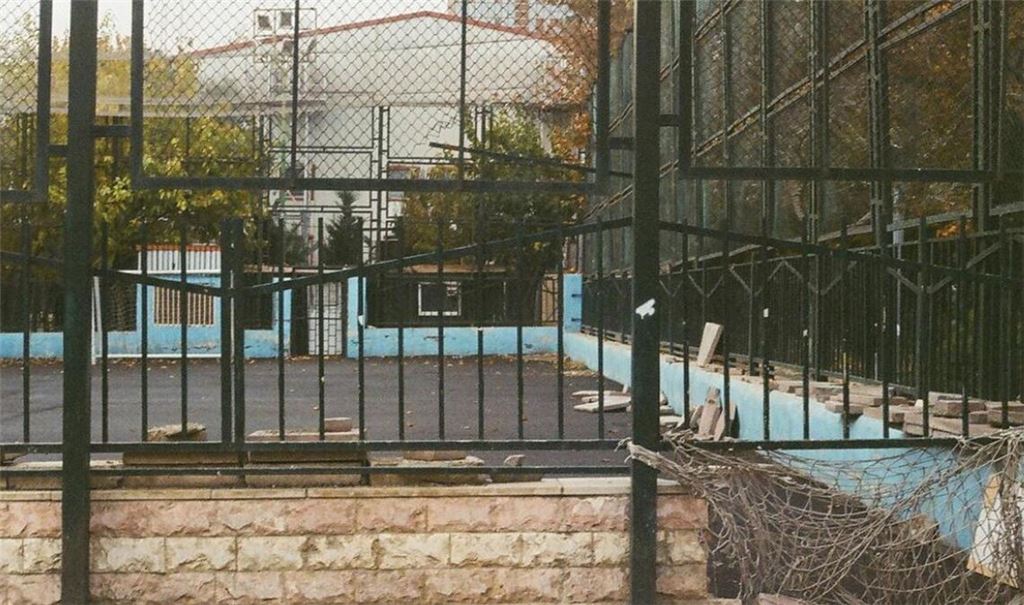 Beiläufige Normalität zeigt Nazanin Hafez in ihrem Blick auf den Park-e Honarmandan (Künstlerpark) in Teheran