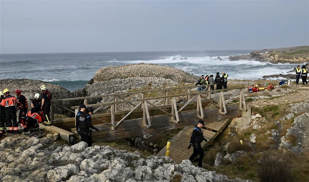Beim Einsturz eines Stegs sind in Spanien mindestens vier Menschen ums Leben gekommen.