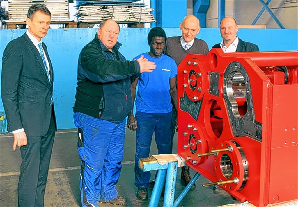 Der Kümmerer öffnet die Türen