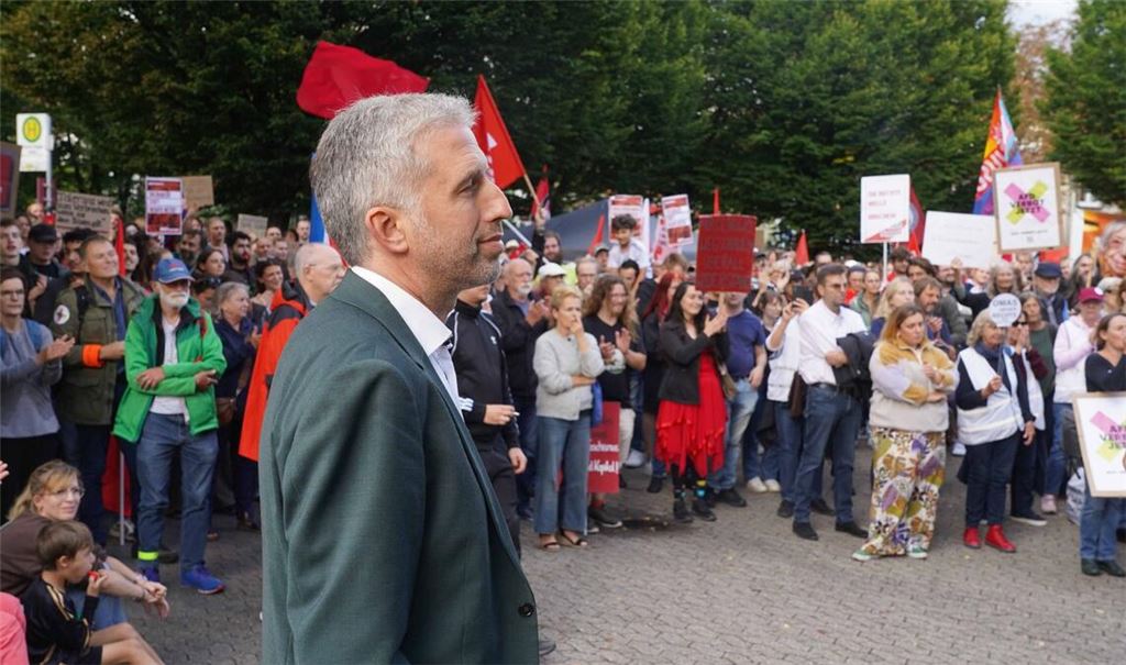 Beklagt die Debattenkultur in Deutschland: Boris Palmer (im Bild vor der Veranstaltung mit AfD-Landeschef Frohnmaier)