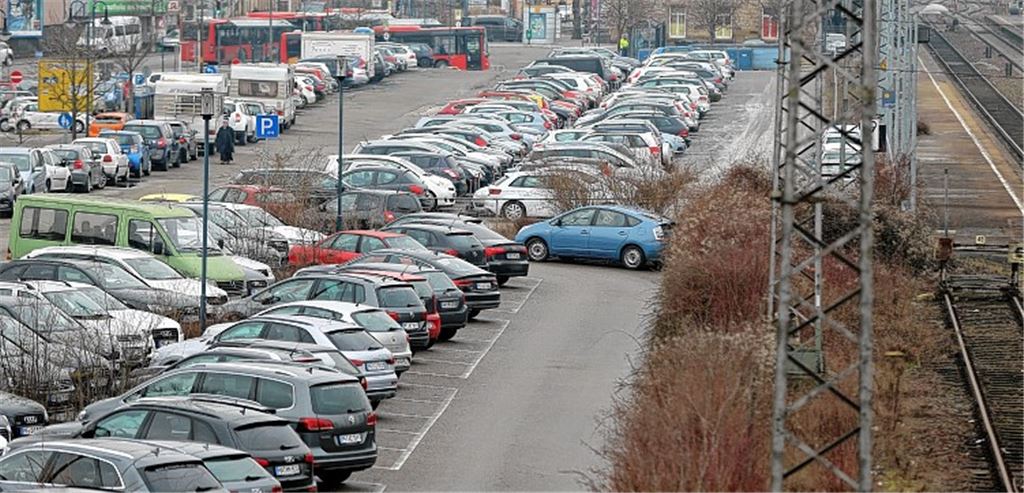 Pendler ärgern sich über Dauerparker