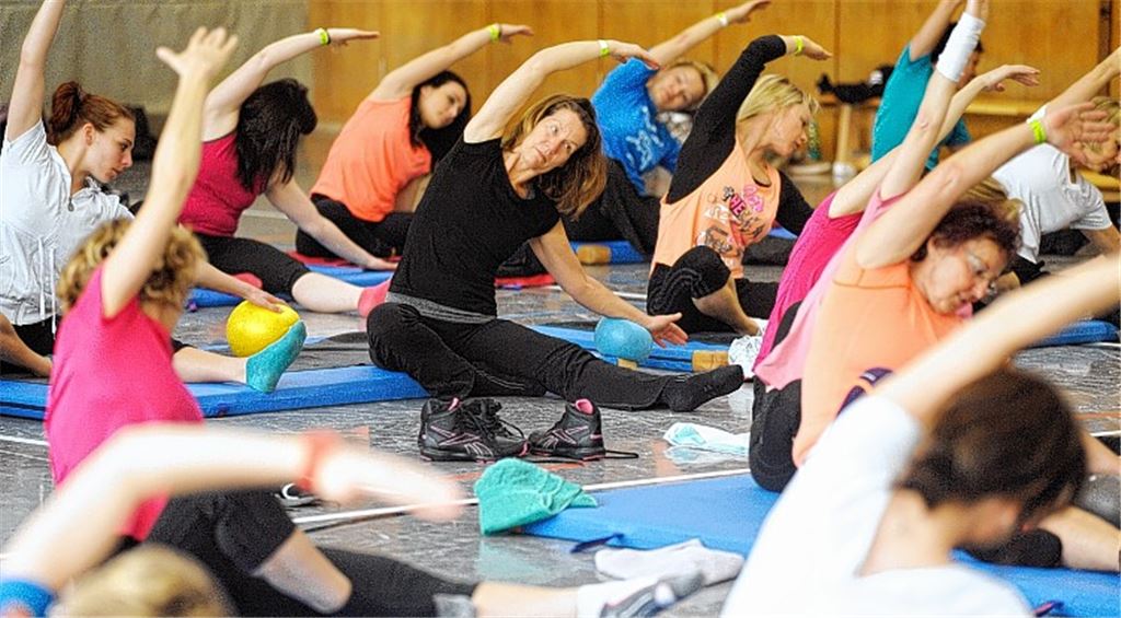 Beliebig ausprobieren: Beim Schnuppertag gibt es zwölf verschiedene Kurse. Foto: Fotomoment