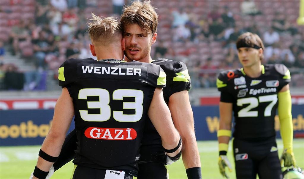 Ben Wenzler und Louis Geyer: Auch Stuttgart Surge hat sich nach dem Finale in der MHP-Arena aus der European League of Football verabschiedet.