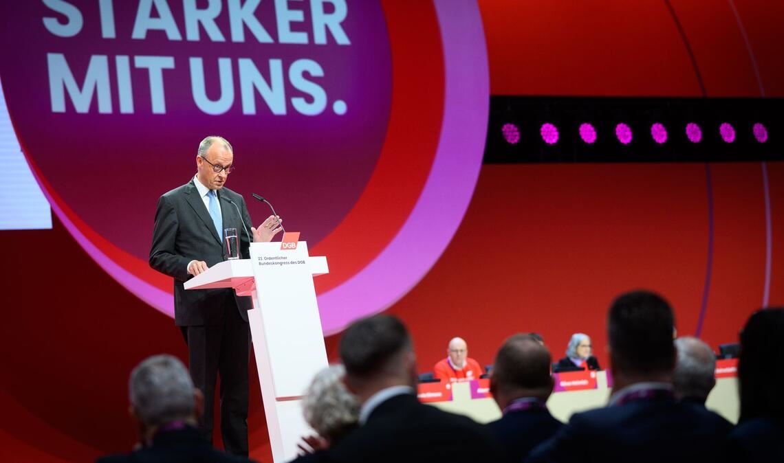 Berlin: Bundeskanzler Merz spricht beim 23. Ordentlichen DGB-Bundeskongress im Estrel Congress Center