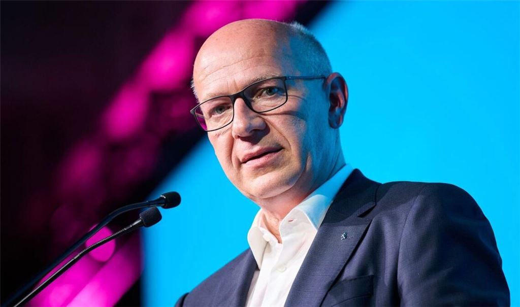 Berlins Regierender Bürgermeister Kai Wegner ist mit dem Negativ-Preis „Verschlossene Auster“ der Journalistenvereinigung Netzwerk Recherche bedacht worden (Archivfoto).