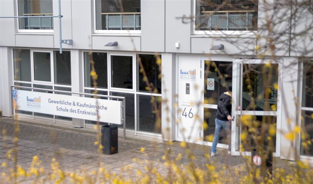 Berufliche Schule Mühlacker: Über die künftigen Angebote nicht nur dieser Schule dürfte im Kreistag schon bald kontrovers diskutiert werden. Foto: Fotomoment