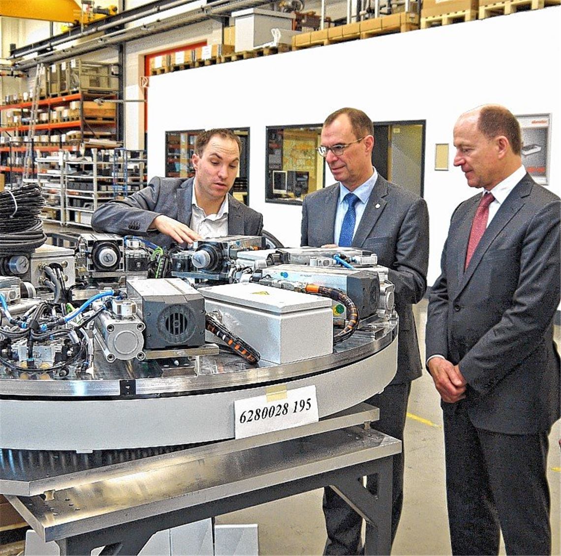 Elumatec investiert in die Zukunft