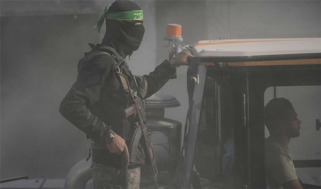 Bewaffnetes Mitglied der islamistischen Terrororganisation Hamas im Gazastreifen.