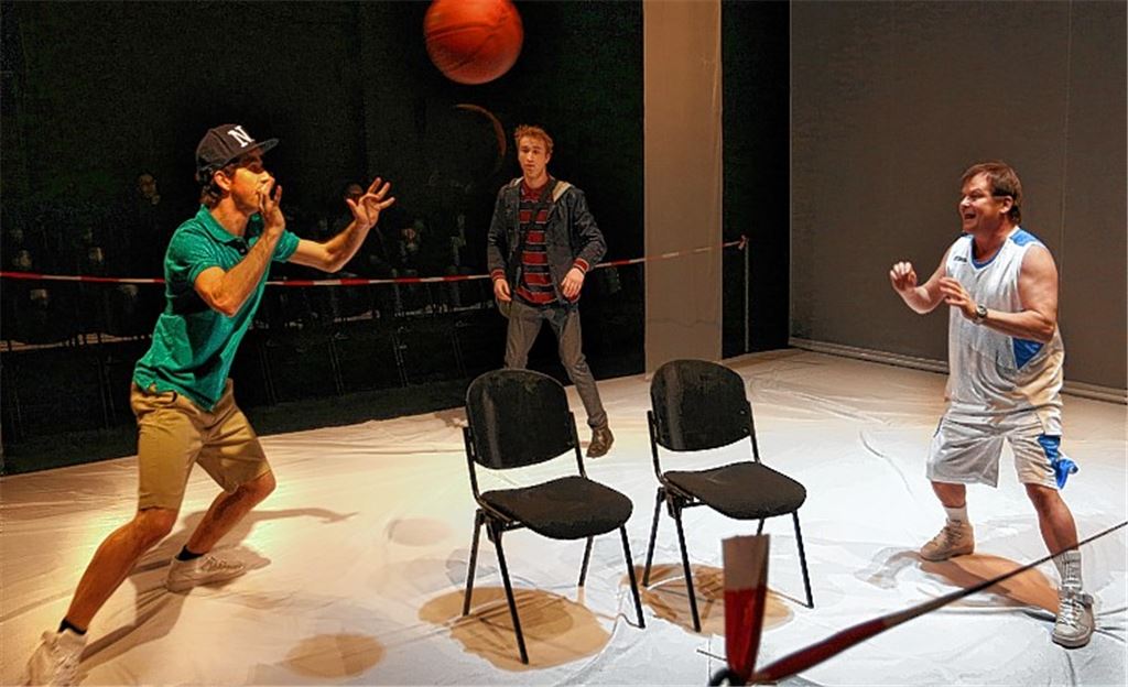 Zwischen Dichtung und Wahrheit