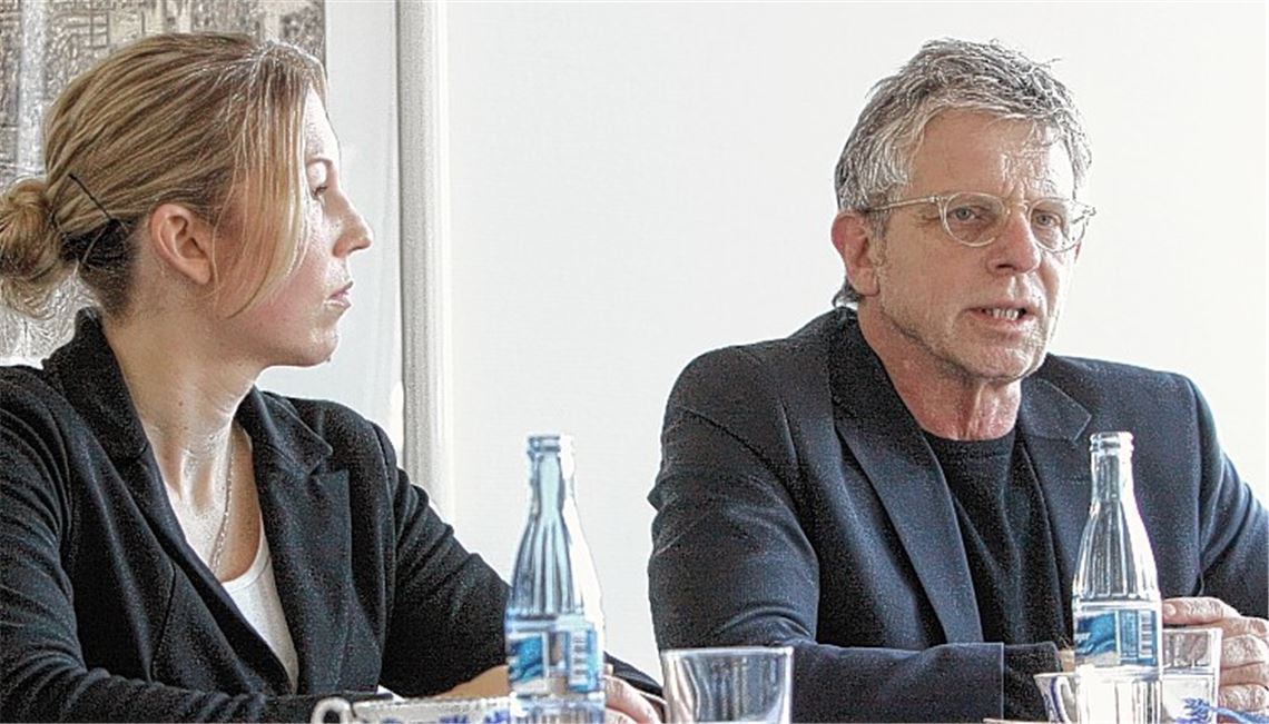 Beziehen Stellung zur Situation der Enzkreiskliniken: Regionaldirektorin Katrin Kern (li.) und der medizinische Geschäftsführer der Regionalen Kliniken Holding, Professor Jörg Martin.