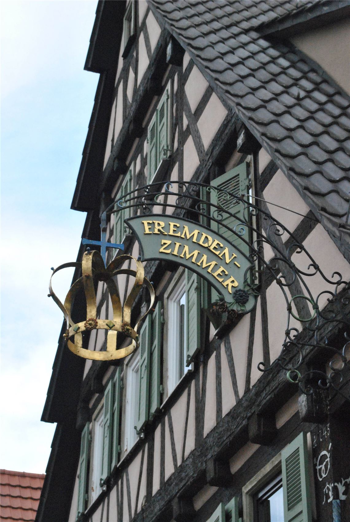 Starke Platzierung bei der Wahl des SWR-Fernsehens: die „Krone“ in Schützingen.  Foto: Stahlfeld