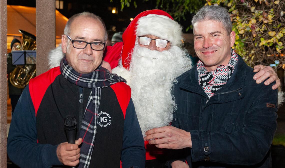 Weihnachtsmann trifft auf Bürgermeister