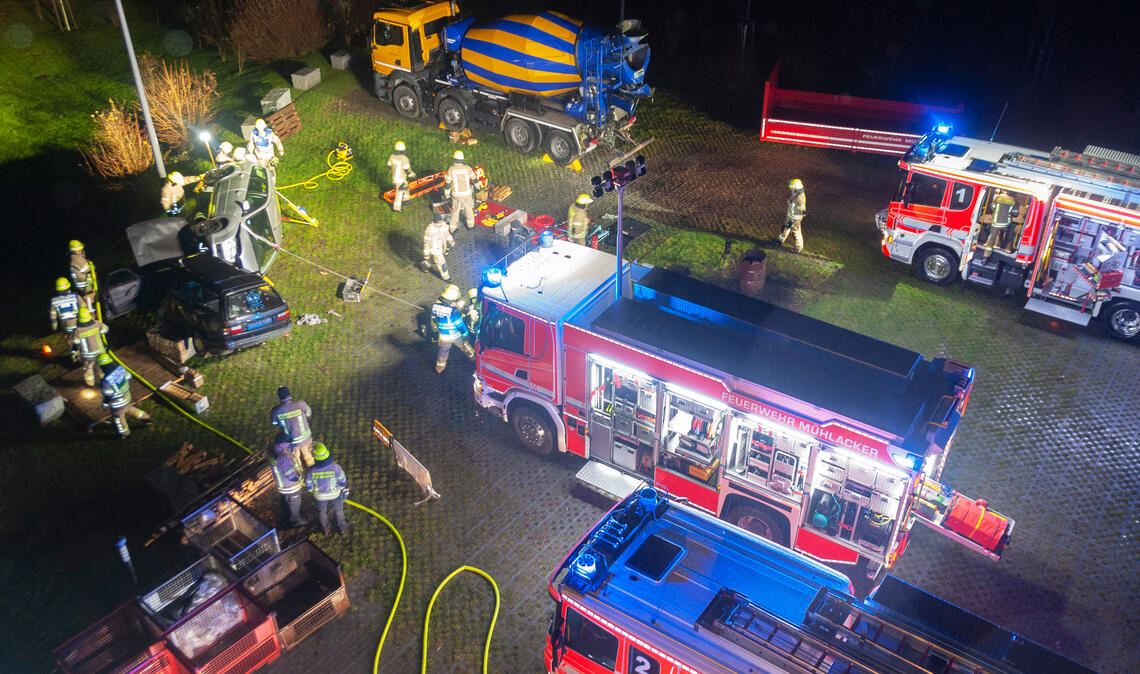 Mühlacker Feuerwehr übt dramatische Lage