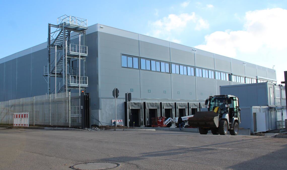 Lapp Gruppe zieht in Illinger Halle ein