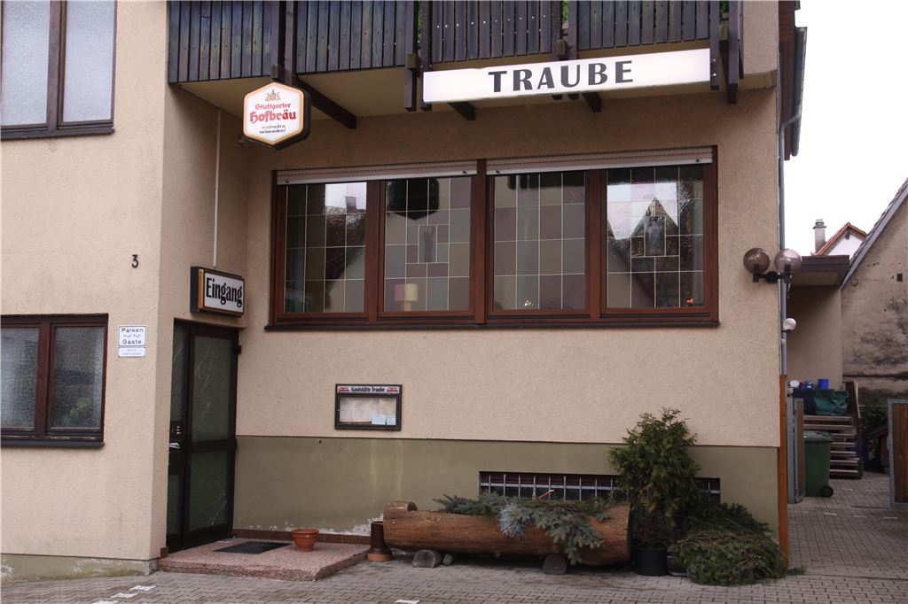 Gaststätten-Einbrecher zücken Waffe und bedrohen Sohn der Wirtin