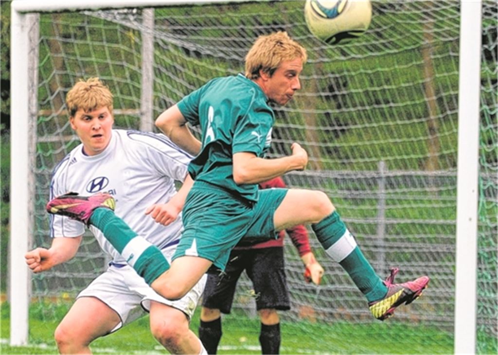 Der souveräne Tabellenführer SV Sternenfels hat auch gegen den Tabellen-Neunten TSV Häfnerhaslach II nichts anbrennen lassen. (Foto: Fotomoment)