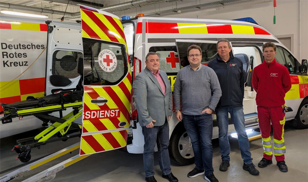 DRK stellt neue Fahrzeuge vor