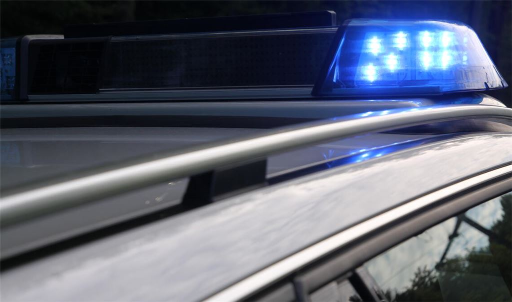 Polizeikontrolle in Pforzheim: Flucht auf dem Roller endet mit Unfall