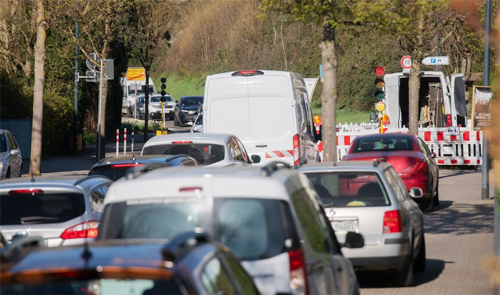 Kurzbaustelle sorgt für Behinderungen
