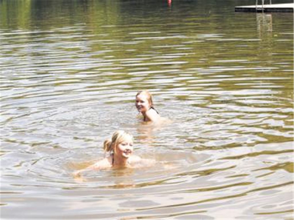 Badespaß mit oder ohne Edelstahl