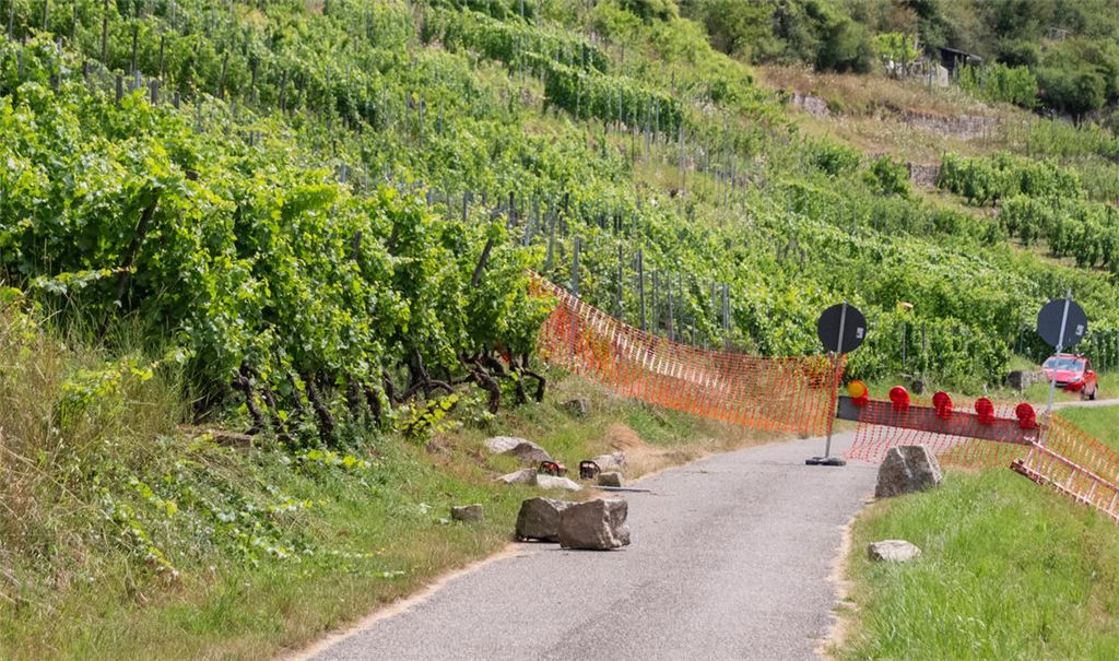 Neuer Felssturz am Enztalradweg? Stadt gibt Entwarnung