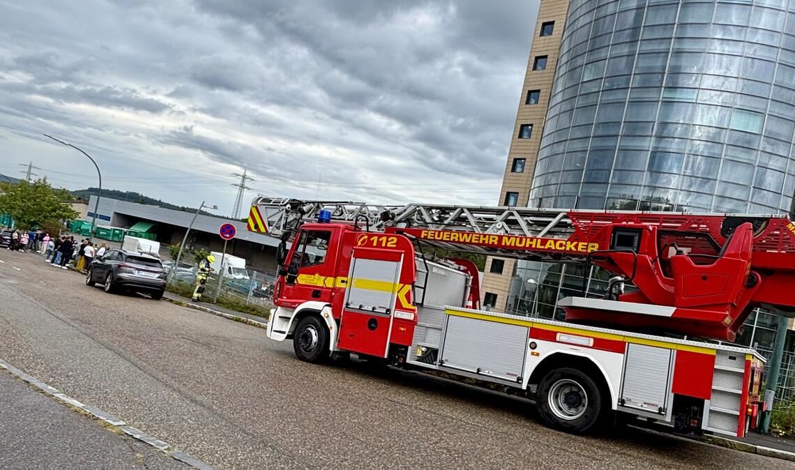 Büroturm in Mühlacker: Spülmaschine löst Feueralarm aus Büroturm in Mühlacker: Spülmaschine löst Feueralarm aus